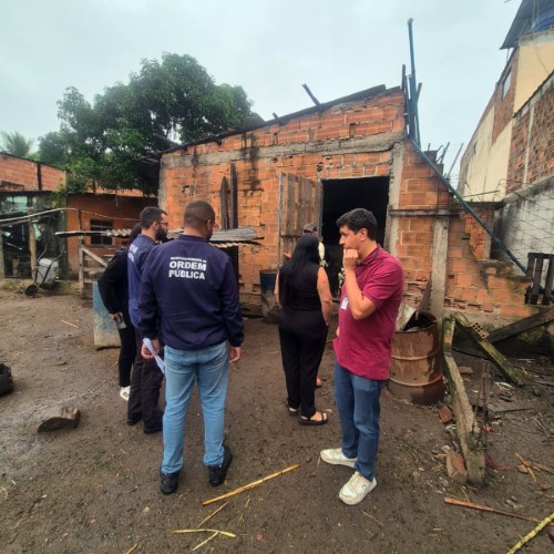 Prefeitura de VR identifica irregularidades e maus-tratos a animais durante fiscalização no bairro Três Poços